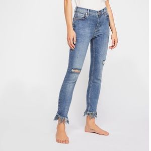 Free People Great Heights Frayed Skinny Jeans